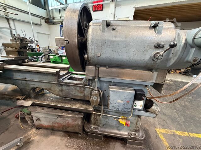 Center lathe VDF Boehringer 