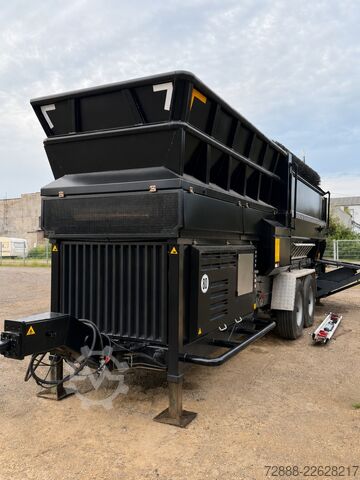Screening machine Komtech MAXX