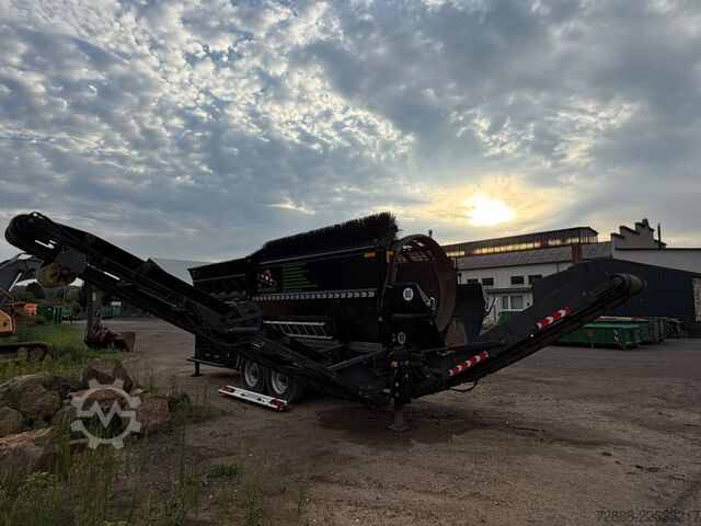 Screening machine Komtech MAXX