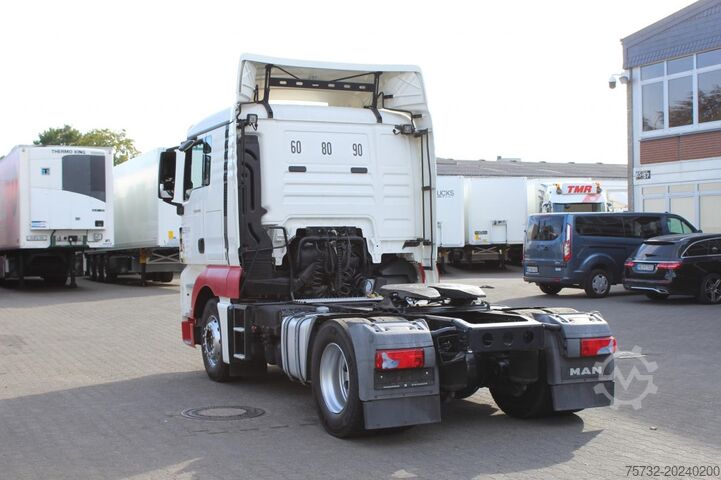 Standard tractor unit MAN TGX 18.480 E6 Flachdach   2 Tanks   Retarder