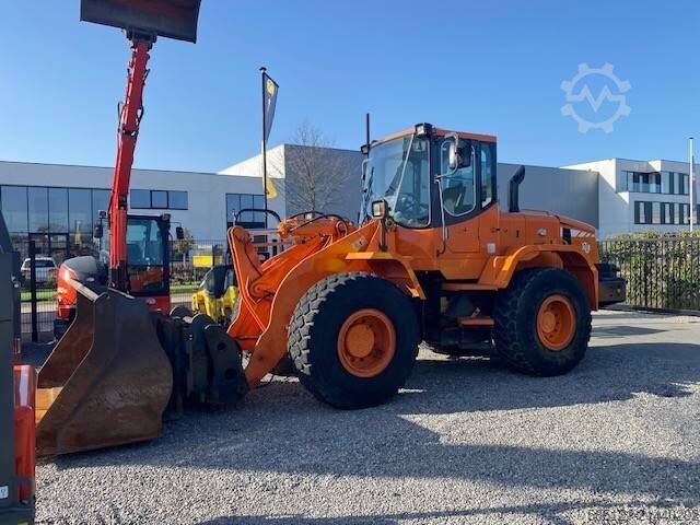 Dr. Hochstrate Maschinenbau Umformtechnologien GmbH Dr. Hochstrate Maschinenbau Umformtechnologien GmbH Dr. Hochstrate Maschinenbau Umformtechnologien GmbH