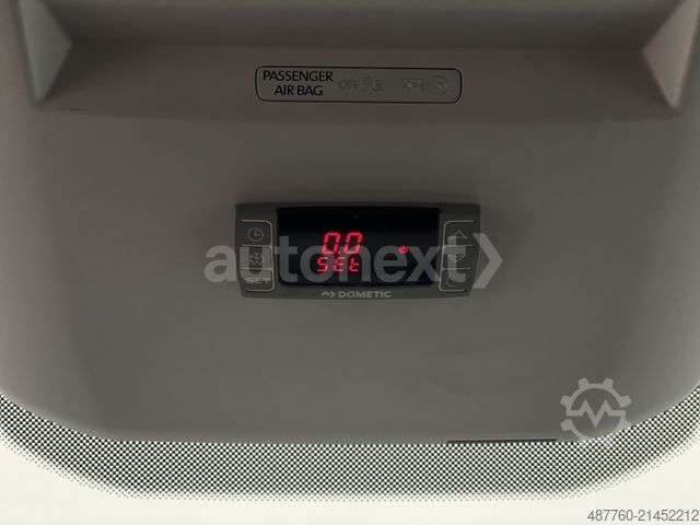 Refrigerator body van VOLKSWAGEN Crafter 35 MAXI *Frischdienst* Rampe+Safe (6805)