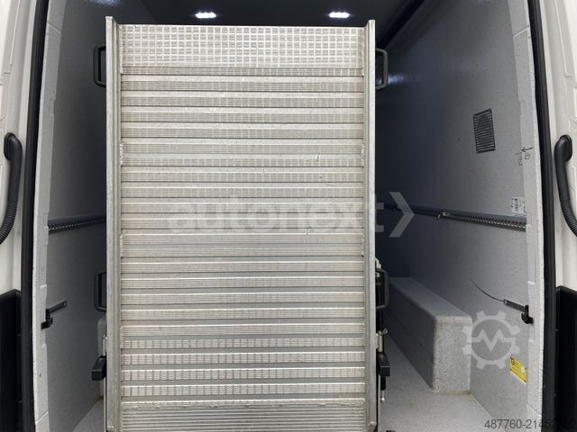 Refrigerator body van VOLKSWAGEN Crafter 35 MAXI *Frischdienst* Rampe+Safe (6805)