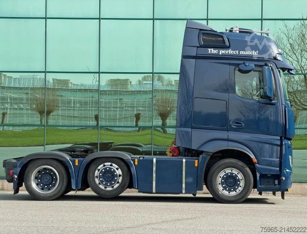 Standard tractor unit MERCEDES-BENZ Actros 963-4-D