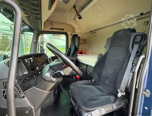 Standard tractor unit MERCEDES-BENZ Actros 963-4-D