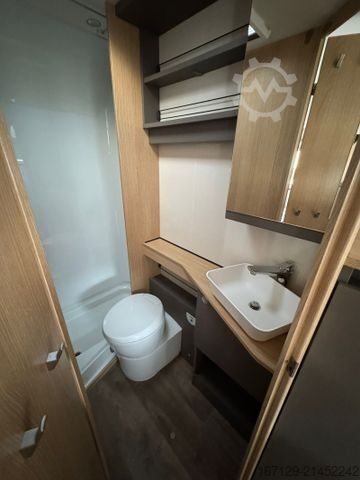 Semi-integrated camper LMC Tourer Lift H 630 Fiat