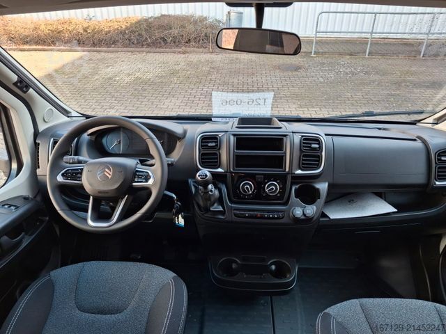 Semi-integrated camper CARADO T 338s Markise / Radträger / Alufelgen