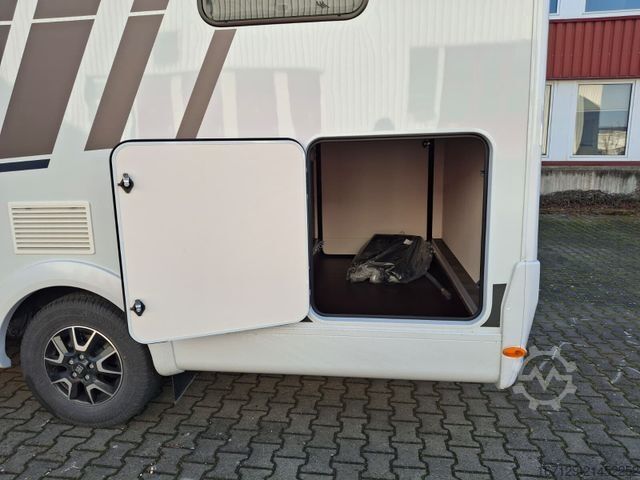 Semi-integrated camper CARADO T 328