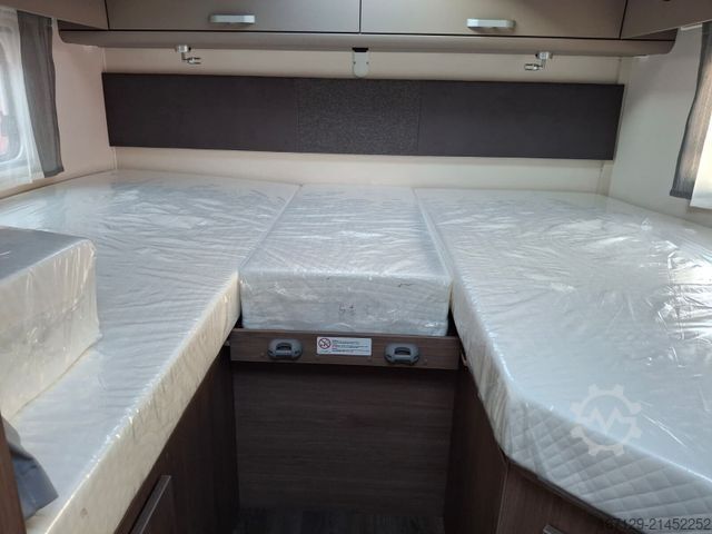 Semi-integrated camper CARADO T 328