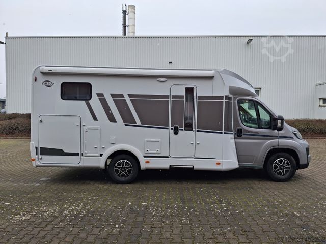 Semi-integrated camper CARADO T 328