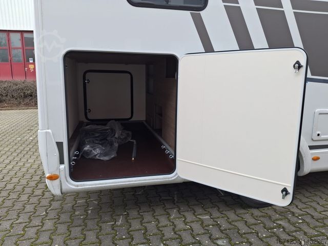 Semi-integrated camper CARADO T 328 pro+ / Safety ACC / Fiat / Hubbett
