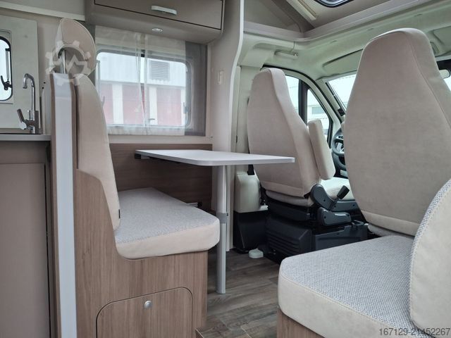 Semi-integrated camper CARADO T 328 pro+ / Safety ACC / Fiat / Hubbett