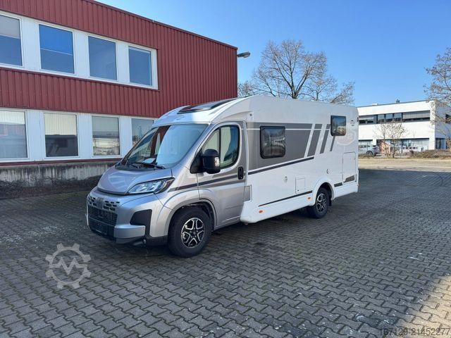 Semi-integrated camper CARADO V V132 pro+ / Automatik / TV Paket / 6E Heizung