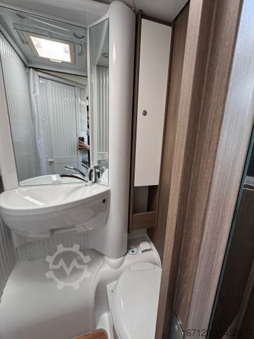 Semi-integrated camper CARADO V V132 pro+ / Automatik / TV Paket / 6E Heizung