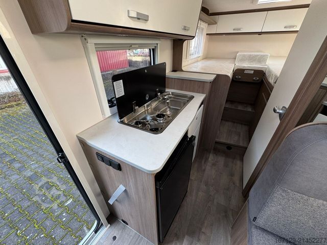 Semi-integrated camper CARADO V V132 pro+ / Automatik / TV Paket / 6E Heizung