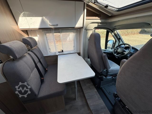 Semi-integrated camper CARADO V V132 pro+ / Automatik / TV Paket / 6E Heizung