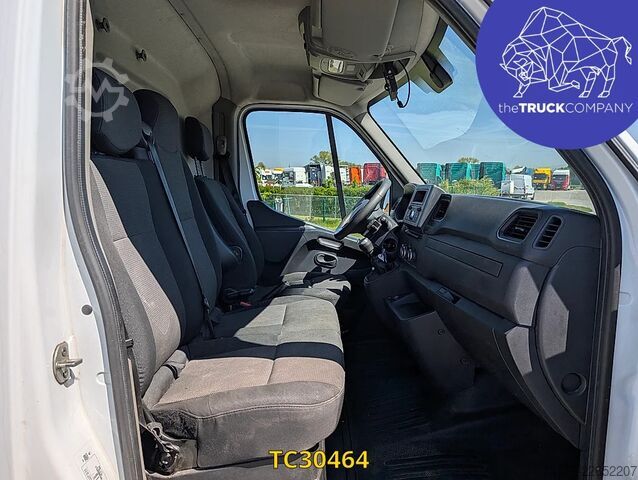 Lifting platform Renault Master 145.35 nacelle klubb