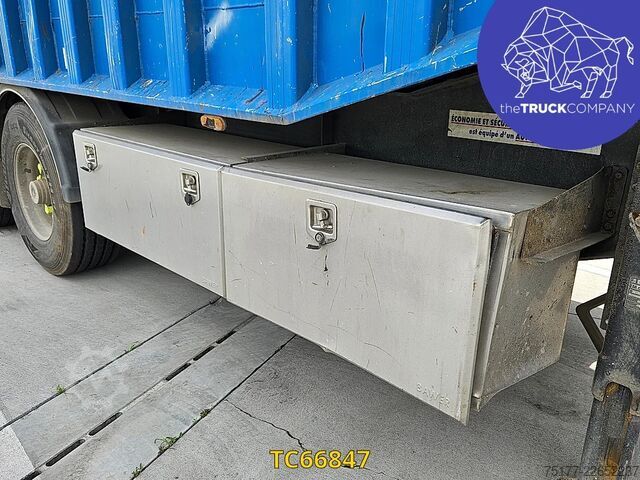 Tipper Kaiser benne transport ferrail