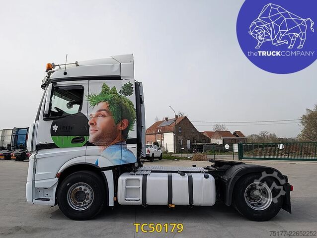Standard-SZM Mercedes-Benz Actros 1963