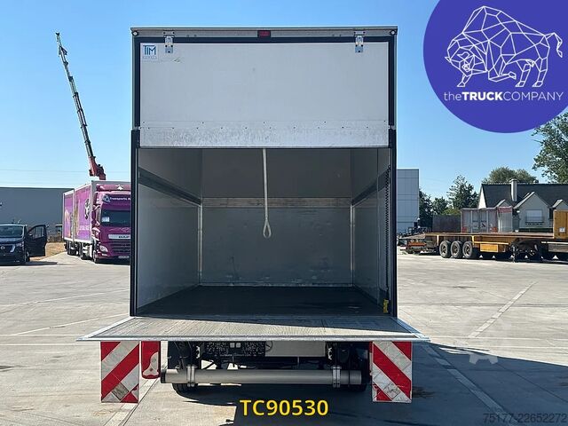 Suitcase Mercedes-Benz Sprinter 317 CDI KOFFER MET LIFT - AUTOMAAT