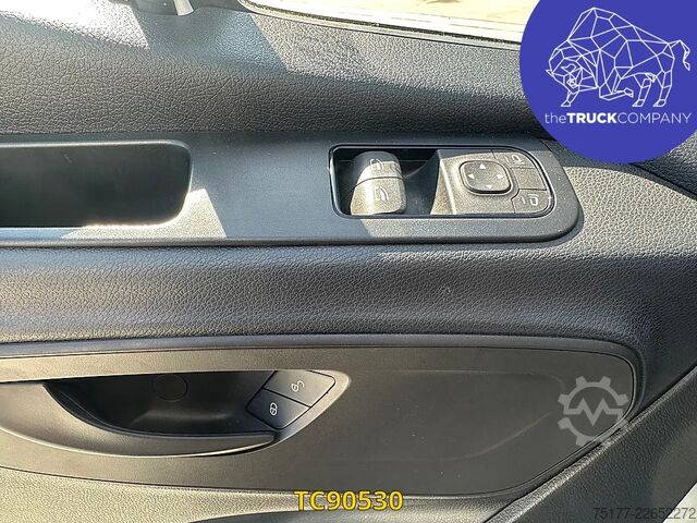 Suitcase Mercedes-Benz Sprinter 317 CDI KOFFER MET LIFT - AUTOMAAT
