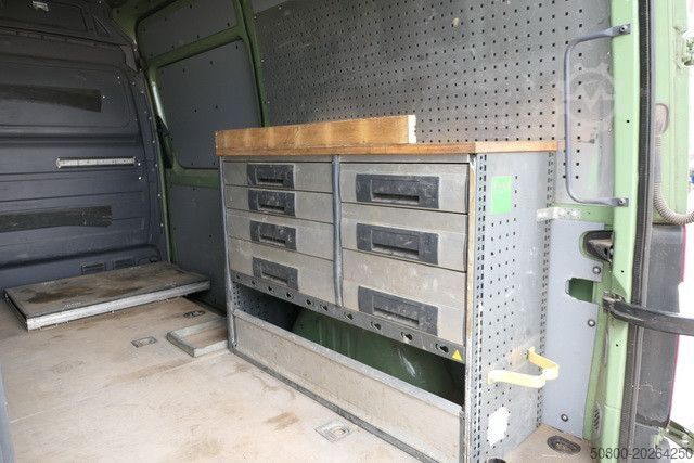 High top van MERCEDES-BENZ 316 CDI Sprinter 4x2, Klima, Bott-Regale, AHK