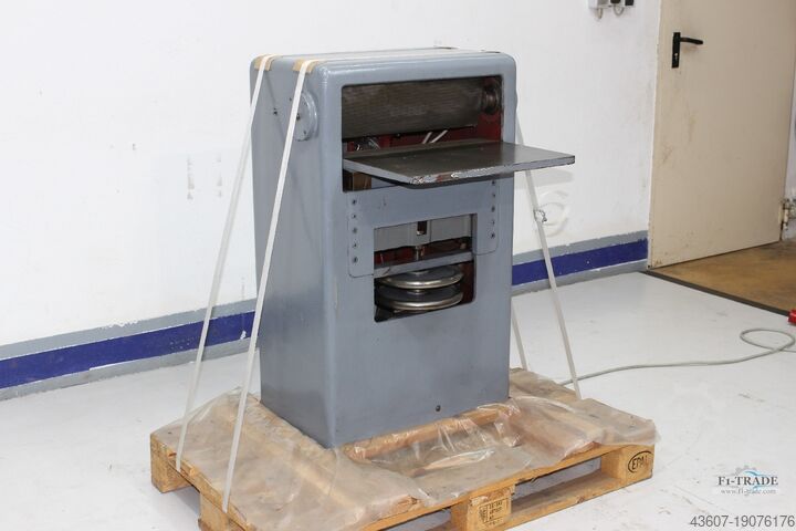 Book Back Rounding Machine La Fornigrafica Dorsi 500