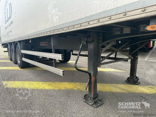 Box semitrailer Fruehauf Semitrailer Dryfreight Standard Porte relevante