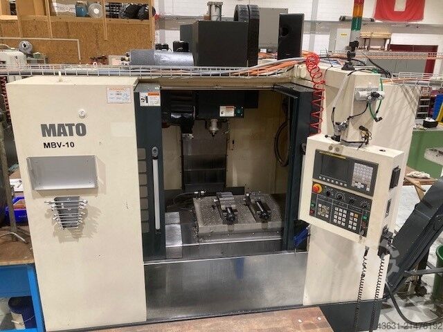 Vertikales Bearbeitungszentrum Sytak MBV 10 + 4te Achse teilapparat Quaser, Mori Seiki, Doosan