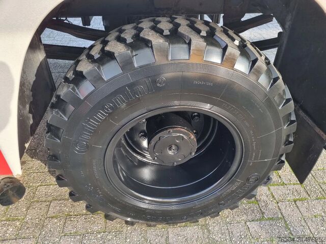 Fire truck Iveco Magirus EUROFIRE/ 95E18 4x4 FIRETRUCK / EXPEDIT...