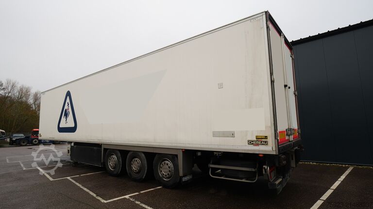 Kühl-/Tiefkühltransport Chereau 3 Axle frigo trailer with THERMO KING SLX 300