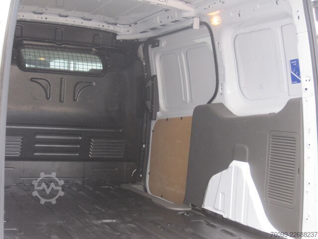 Long-wheelbase panel van Ford Transit Connect 240 lang L2 Trend
