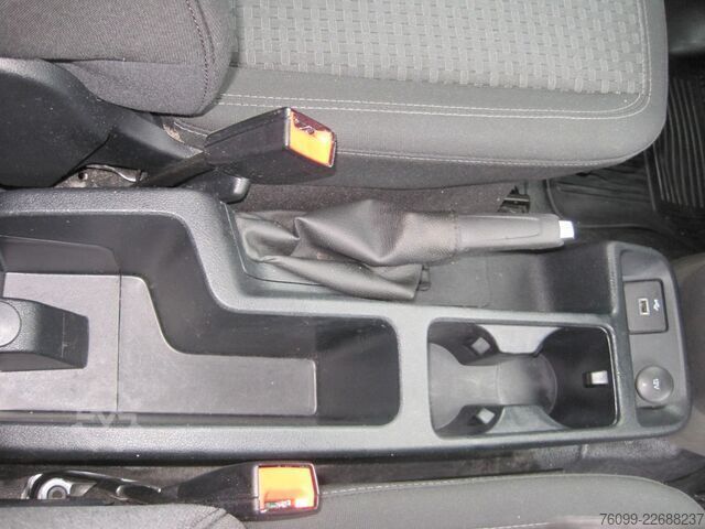 Long-wheelbase panel van Ford Transit Connect 240 lang L2 Trend