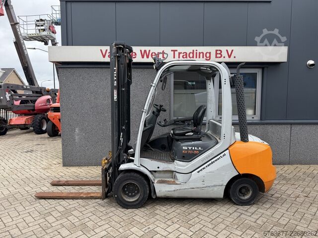Still RX70-35 Triplex 500 Freihub / Seitenschieber / 4. Funktion / 9026 Betriebsstunden / Diesel 201 STILL RX70-35 Triplo 500 Freelift / Sideshift / 4e functie / Diesel 2011