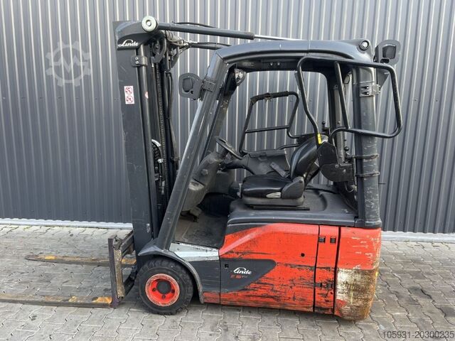 Electric 3-wheel forklift Linde E16-02