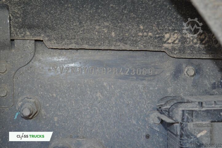 Standard tractor unit VOLVO FH 460 Globetrotter XL i-Save