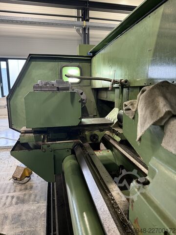 Center lathe TOS Trenčín SUI50 CNC