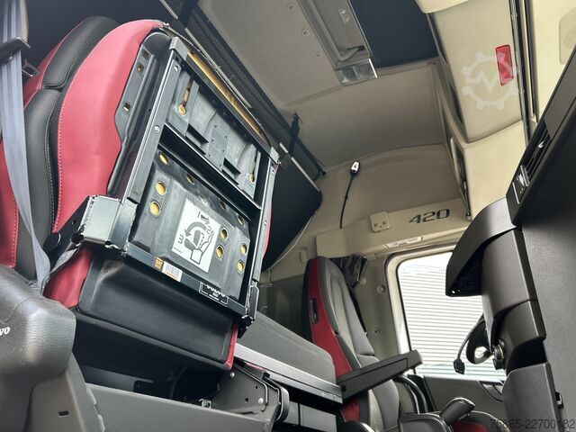 Standard-SZM Volvo FH 420 Globetrotter / 861 dkm / Night AC / VEB+...