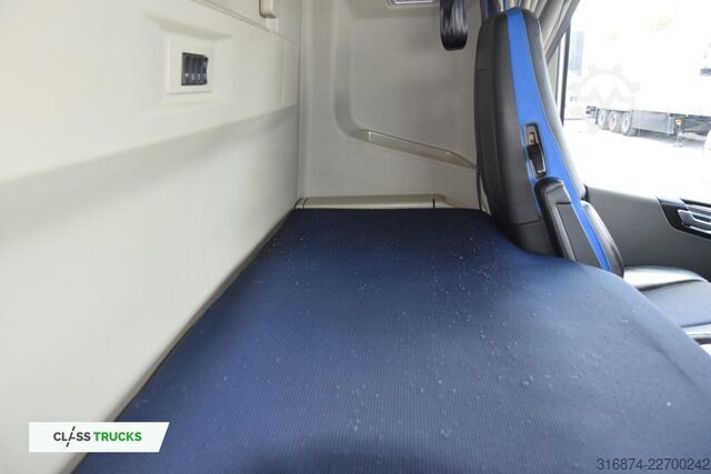Standard SZM VOLVO FH 460 Globetrotter XL i-Save