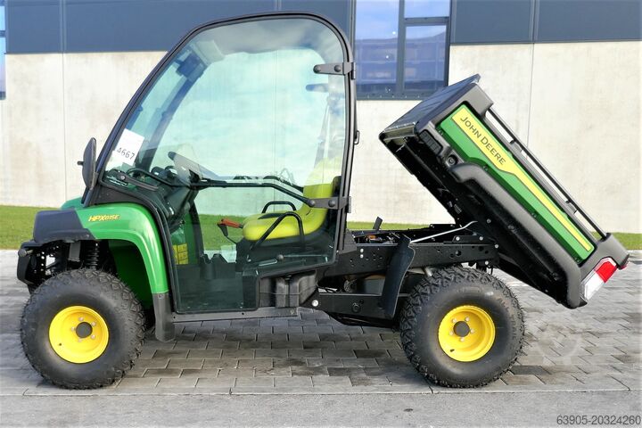 Tugger John Deere Gator HPX815E
