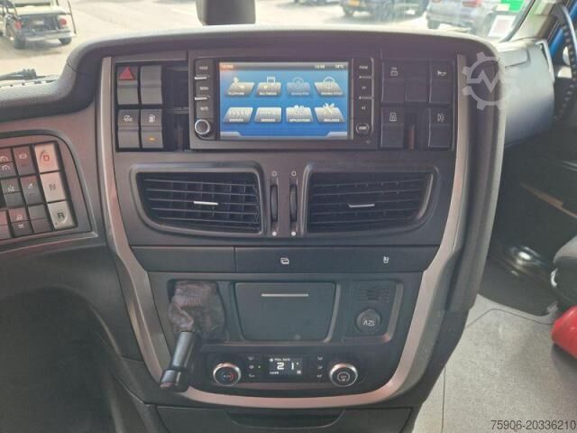 Standard tractor unit Iveco Stralis NP460