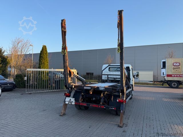 Transporter mit Kipper FUSO Canter 7C18 Absetzkipper VERBREITERBAR/Klima