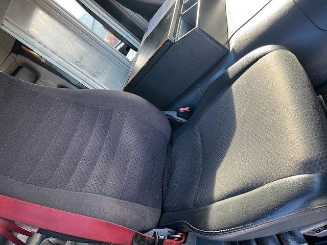 LKW mit Pritsche (offen) SCANIA P320 CB 4x4 Doka AHK Klima 9-Sitze Aut. Stdhz.