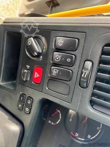 LKW mit Pritsche (offen) SCANIA P320 CB 4x4 Doka AHK Klima 9-Sitze Aut. Stdhz.