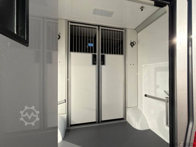 Viehtransporter RENAULT Master STX  Haras AUTOM. NEW MODEL 2025