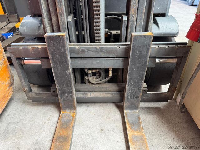 Electric - 3 wheels Jungheinrich EFG VAC 20
