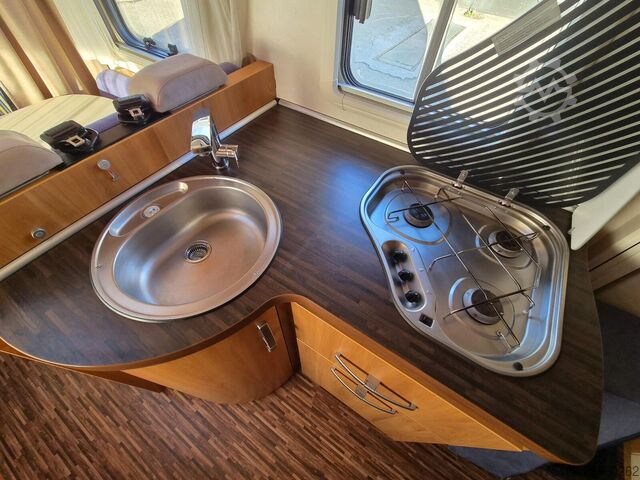 Integrated camper HYMER/ERIBA B-Klasse CL 508  *Solar*SAT*Duo-Control*2. Hand*