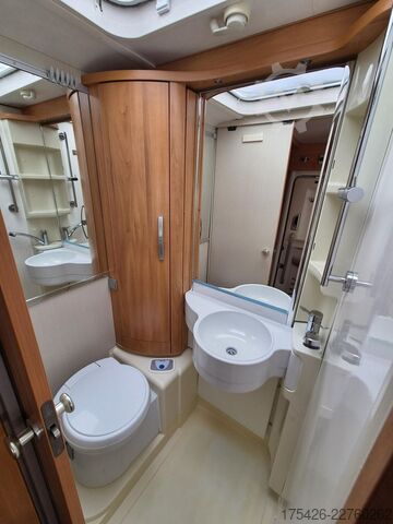 Integrated camper HYMER/ERIBA B-Klasse CL 508  *Solar*SAT*Duo-Control*2. Hand*