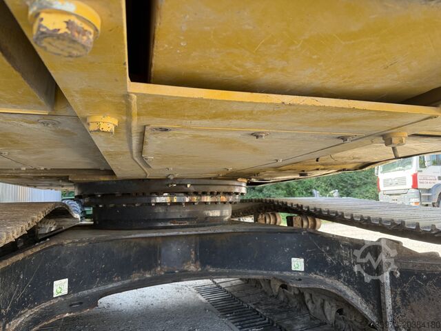 Crawler excavator Komatsu PC290LC-10