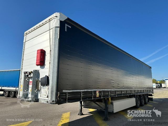 Auflieger mit Pritsche & Plane Schmitz Cargobull Semitrailer Curtainsider Standard